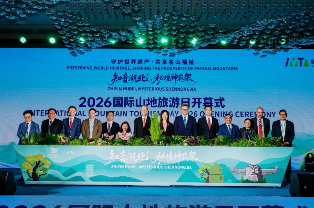 94a597a00a984cd0bf6638a259b359bc.webp 图片